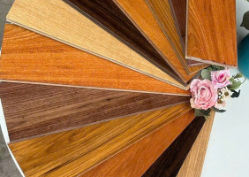 Sàn gỗ tự nhiên sản xuất tại nhà máy