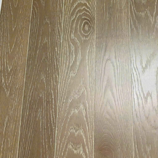 Sàn gỗ tự nhiên sản xuất tại nhà máy